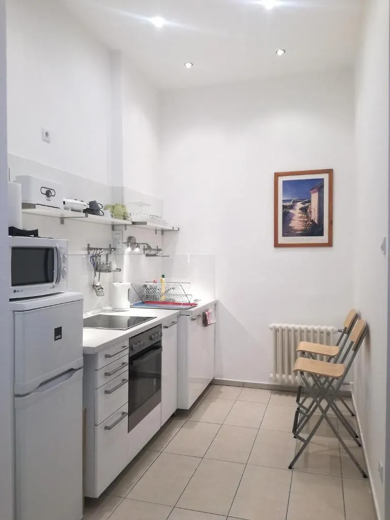 Apartment Lovely Condo With A View On Vorosmarty Square Budapest Hungary