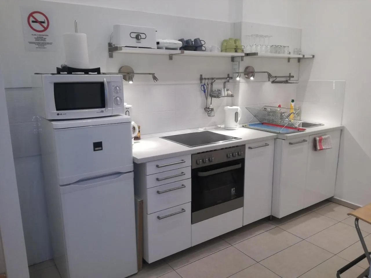 Lovely Condo With A View On Vorosmarty Square Budapest 0*,